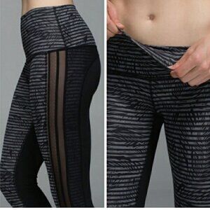 Lululemon | Zebra & Mesh Leggings